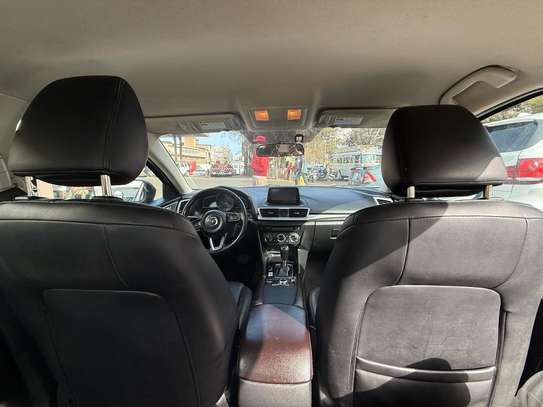 Mazda 3 image 6