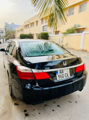 Honda Accrod image 9