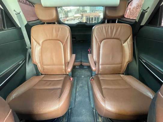 Hyundai Santa fe 7places 2015 image 3