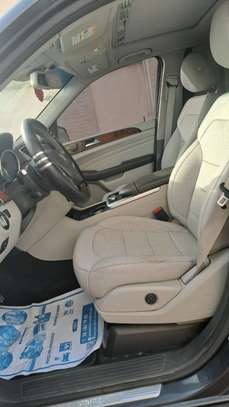Mercedes Ml 350 v6 image 7