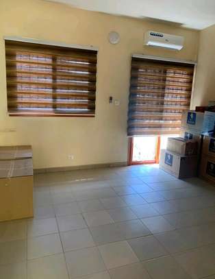 Mermoz vdn Villa R+1 à louer image 5