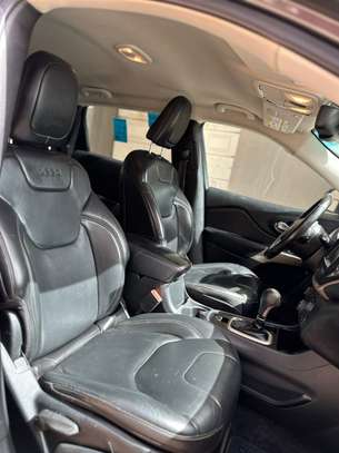 Jeep Cherokee 2017 image 9