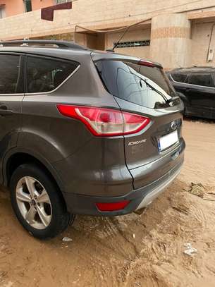 Ford Escape image 2