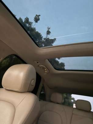 Mercedes glc 300 image 12