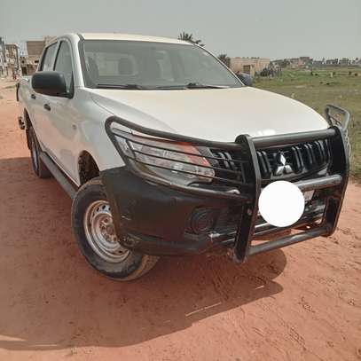 Mitsubishi L200 DI-D image 4