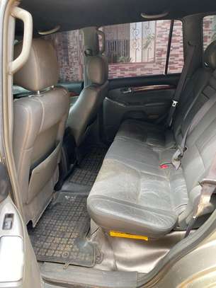 toyota landre cruser image 5