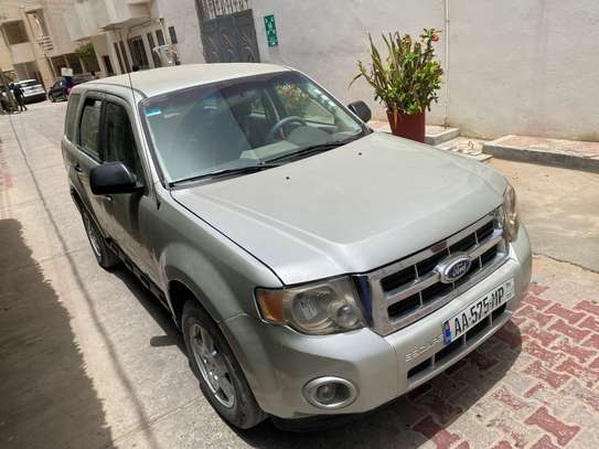 Ford escape image 3