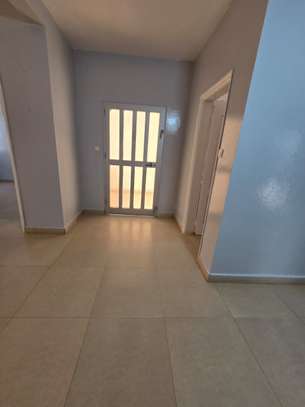 Appartement F4 à louer à Yoff image 7