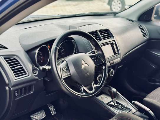 Mitsubishi RVR /outlander 2018 image 4