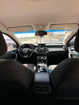 MERCEDES l200 2018 image 13