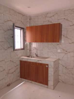 Appartement F4 à la Cité Mbakiyou Faye Mamelles image 7