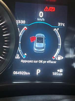 Jaguar F pace image 4