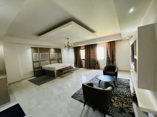 Appartement F4 meublé à louer au Point E image 11