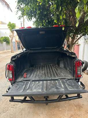 Mitsubishi L200 2018 image 11