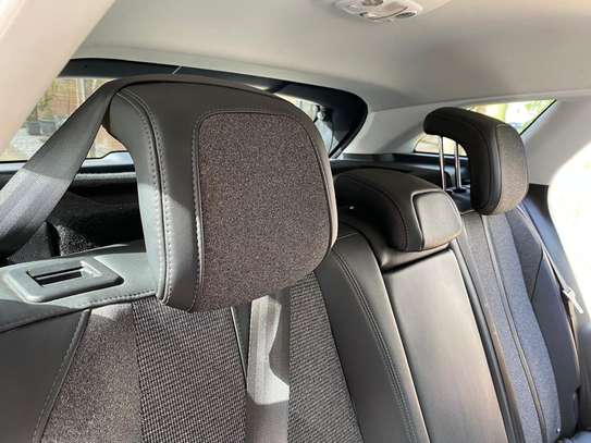 PEUGEOT 3008 image 7