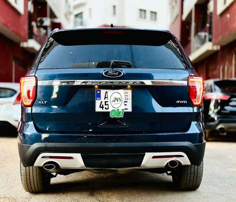Location Ford Explorer image 6