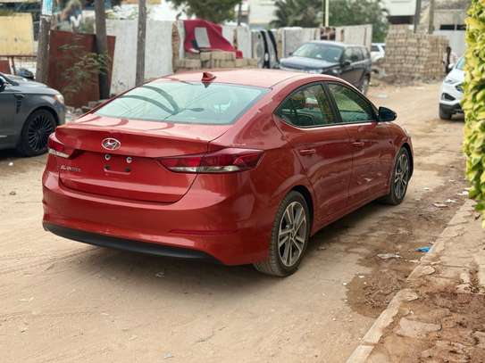 Hyundai elantra 2017 image 2