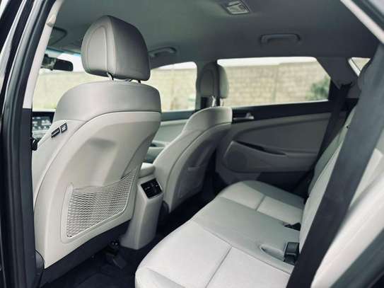 Hyundai Tucson 2018 AWD image 9