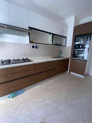 Appartement à louer sur sacré cœur image 3