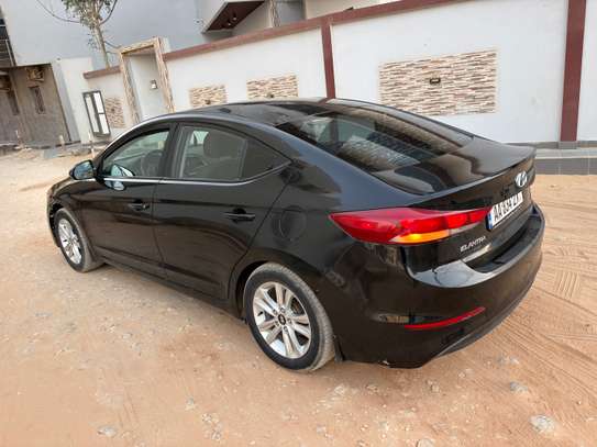 Hyundai Elantra nouveau modèle image 8