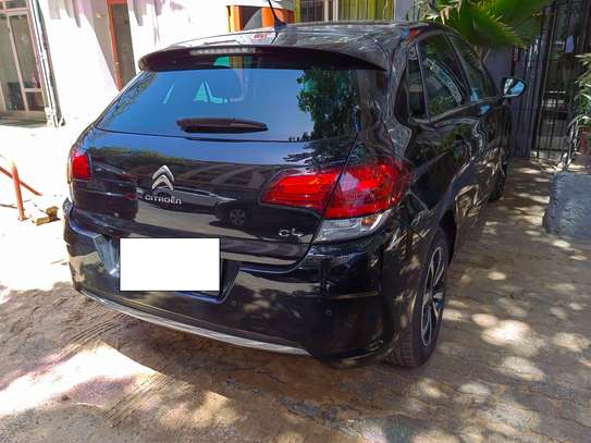 LOCATION  CITROEN C4 2018 DIESEL / MANUELLE image 6