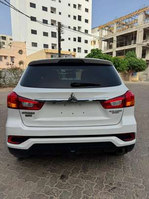 2018 Mitsubishi Outlander Sport image 6