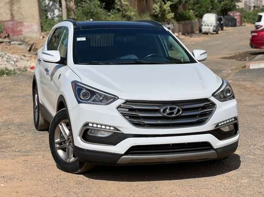 Hyundai santa fe image 2