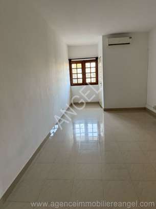 Ref_2406_GL Bel appartement  à louer à Karak-école police image 8