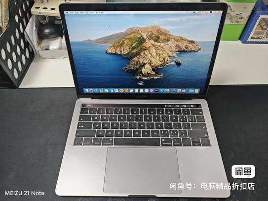 MacBook Pro 2019 13,3 pouces image 1