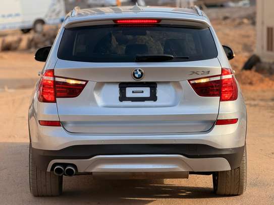 BMW X3 année 2017 4 cylindres 2.0L Xdrive image 3