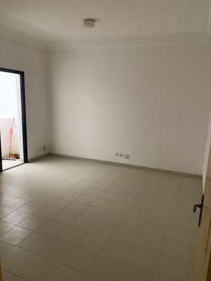 Immeuble R+8 à vendre - cité Keur Gorgui image 7