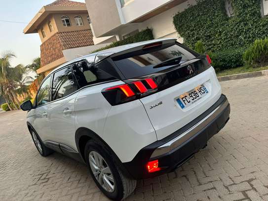Peugeot 3008  2018 image 12
