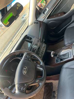 KIA K7 image 11