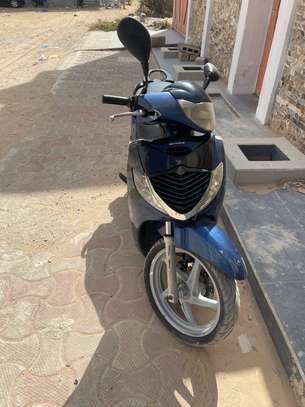 Honda Sh 125 image 1