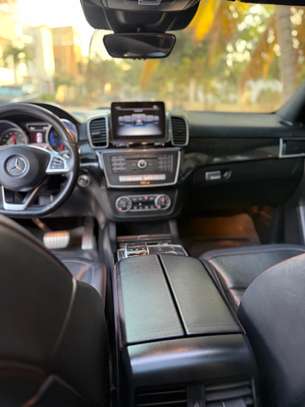 MERCEDES GLE 43 AMG image 10