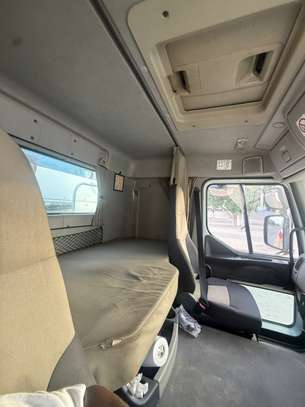 Renault Kerax 2015 image 6