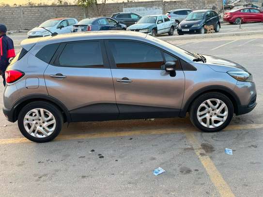 Renault QM3 2017 image 5