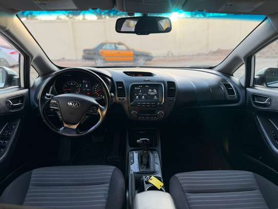 KIA FORTE image 2