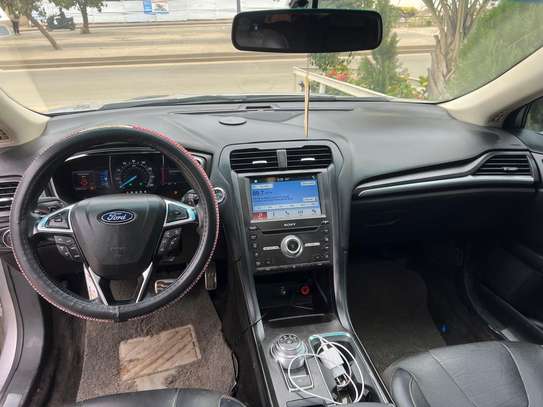 Ford fusion Titanium année 2018 image 8