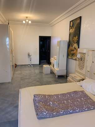 Villas duplex à louer aux Almadies image 5