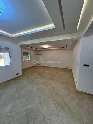 Grande maison a louer aux Almadies image 11