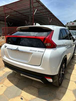 MITSUBISHI ÉCLIPSE image 5