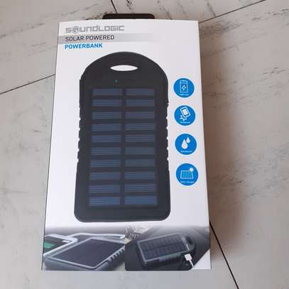 Chargeur solaire. Powerbank image 1