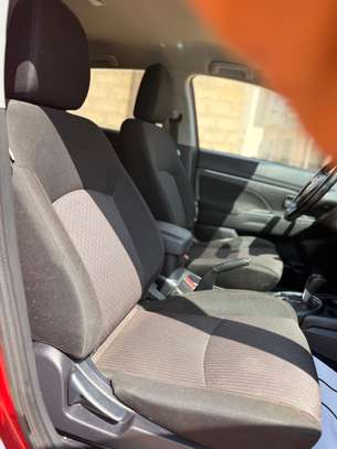 Mitsubishi Outlander sport 2017 image 8