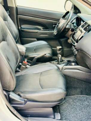 MITSUBISHI RVR 2016 FULL OPTIONS image 2