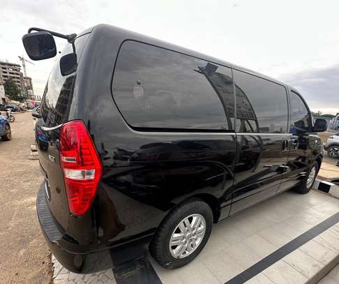 Hyundai Starex VIP 12 places image 7