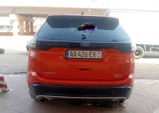 Ford edge SEL image 5