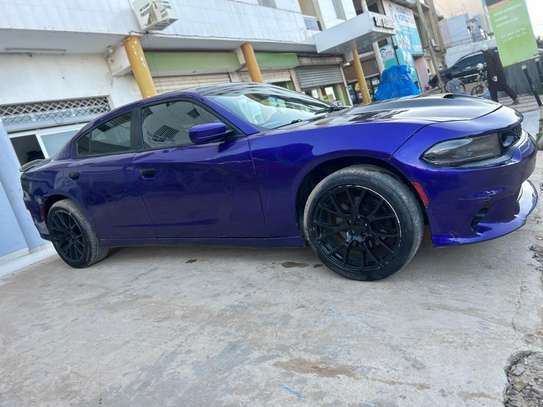 Dodge charge image 9