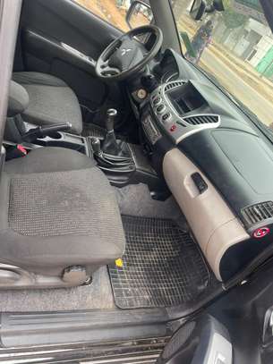 MITSUBISHI L200 ANNÉE 2014 image 4