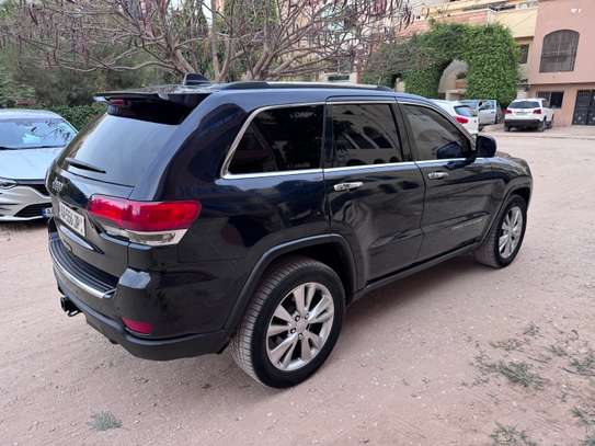 Jeep grand Cherokee image 7